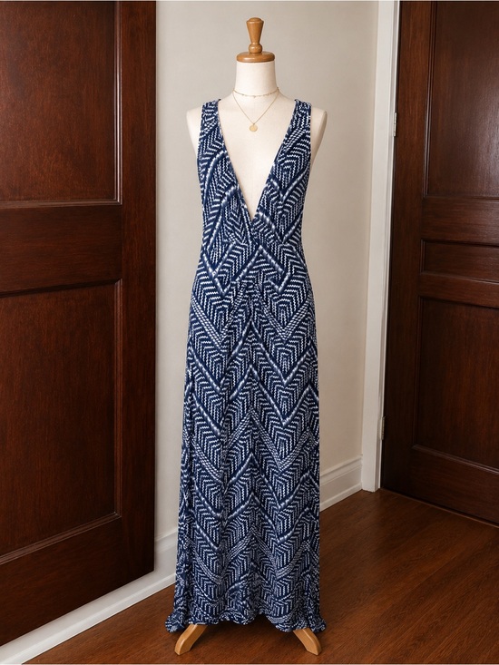 Loveappella Dresses & Skirts - Loveappella Navy Blue and White Geometric Maxi Dress Size M/L